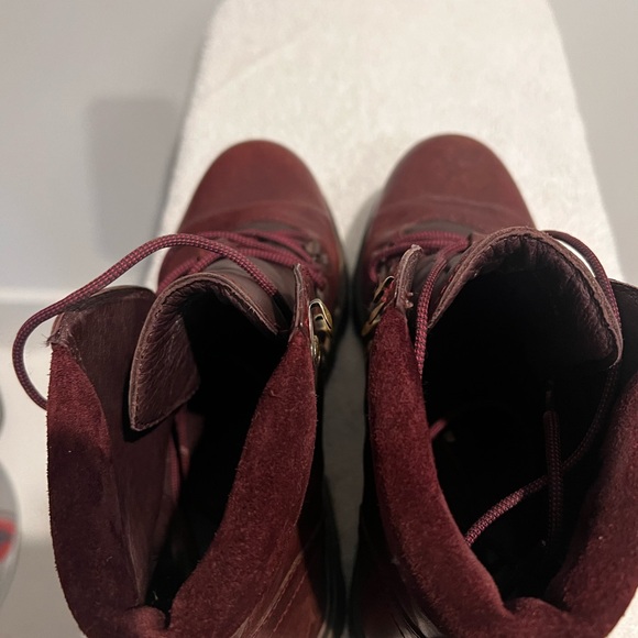 Camper lace up mia boots. Dark maroon, fantastic tread. - Picture 5 of 8